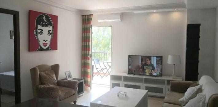 Apartamento En La Milla De Oro, A 100M De La Playa Apartment มาร์เบยา ภายนอก รูปภาพ